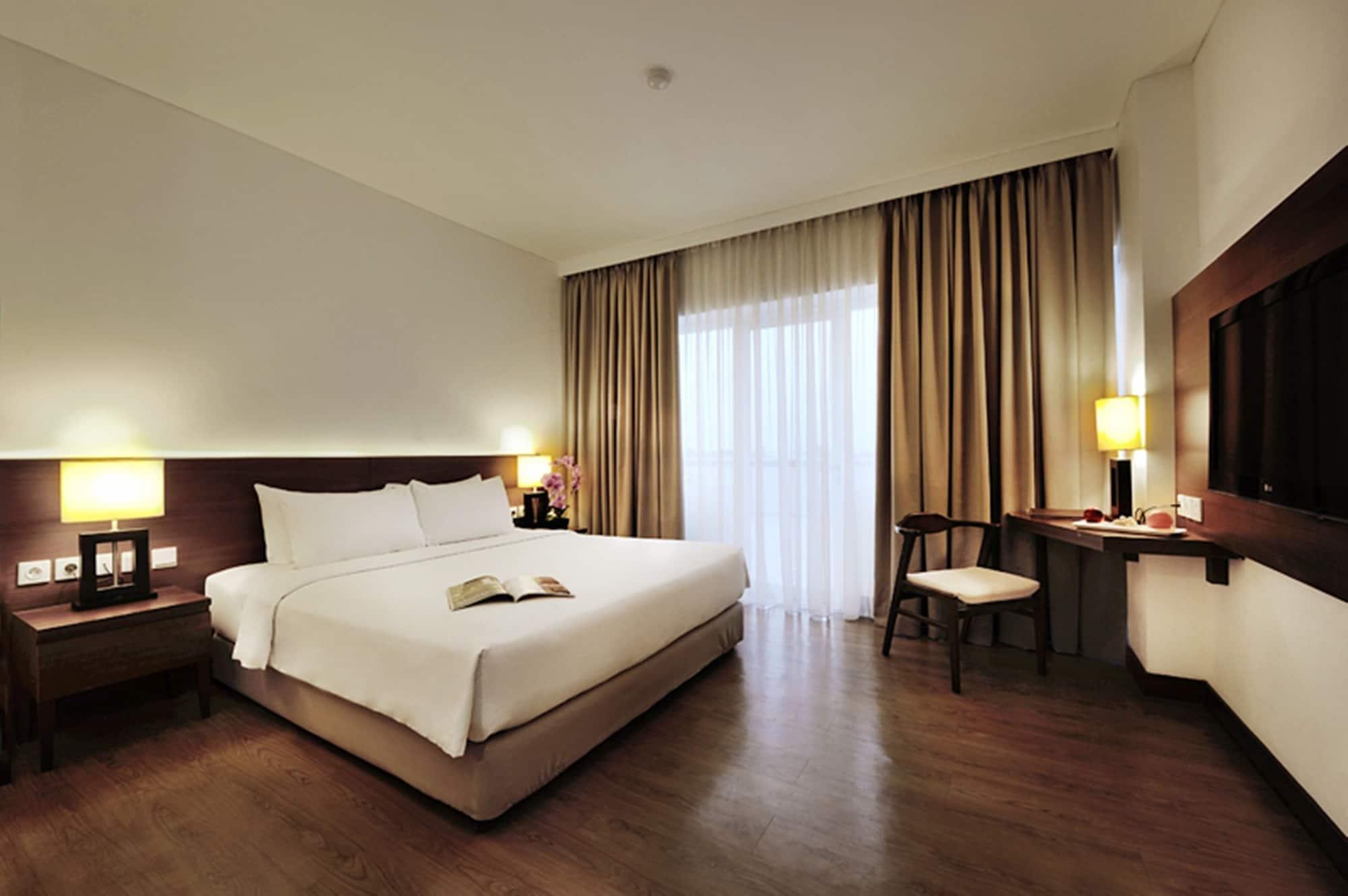 D'Primahotel Tangerang Exterior foto